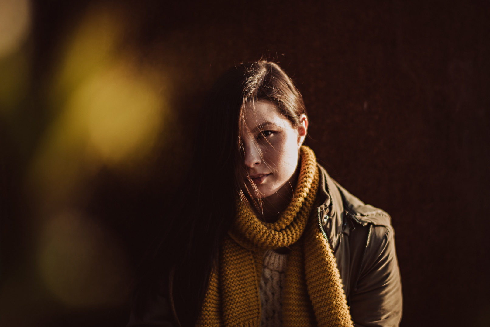 Portraits im Hafen Mannheim mit Akina Herbst
