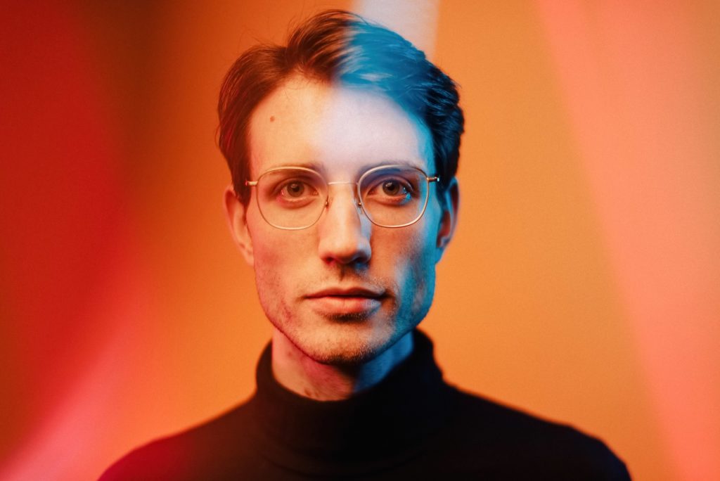 Fotograf für Pressebilder DJ Portraitshooting