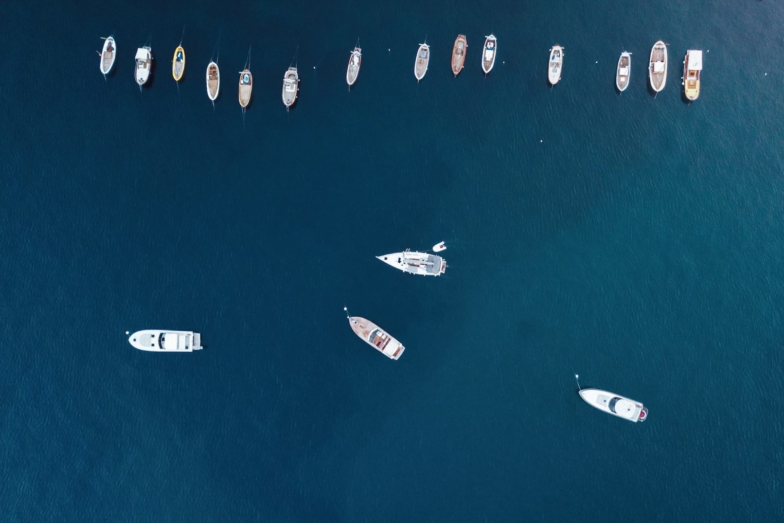 positano coast boats coast