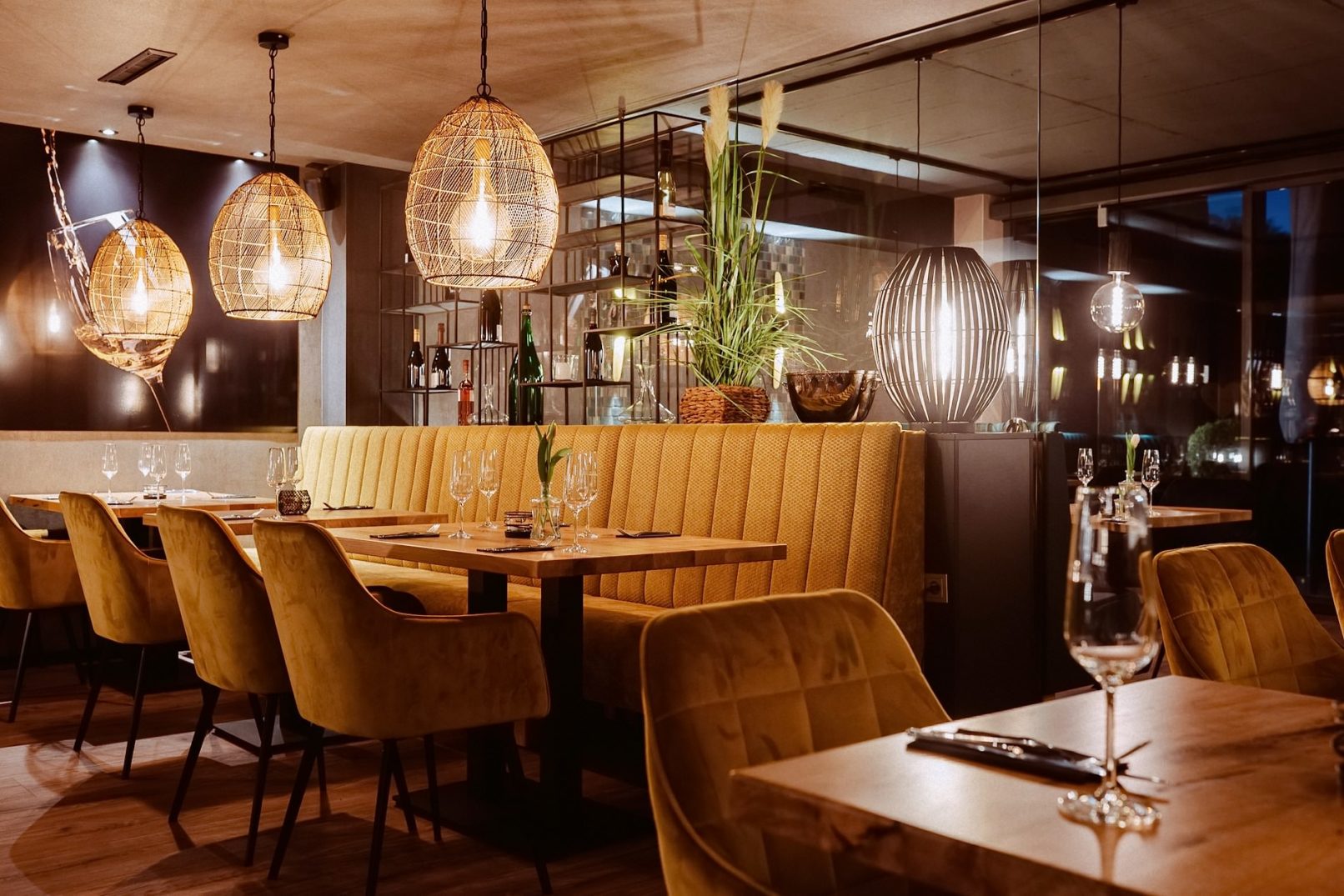 weingut apel interior fotos restaurant