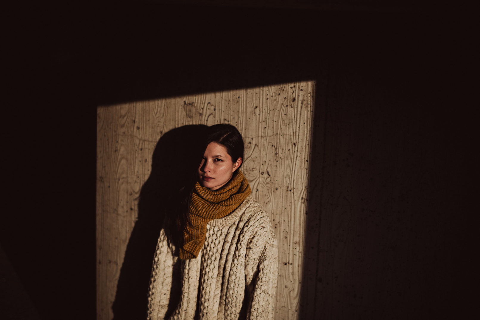 Portraits im Hafen Mannheim mit Akina Lichtfleck